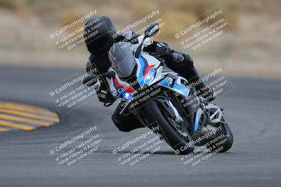 media/Jan-14-2023-SoCal Trackdays (Sat) [[497694156f]]/Turn 16 (210pm)/